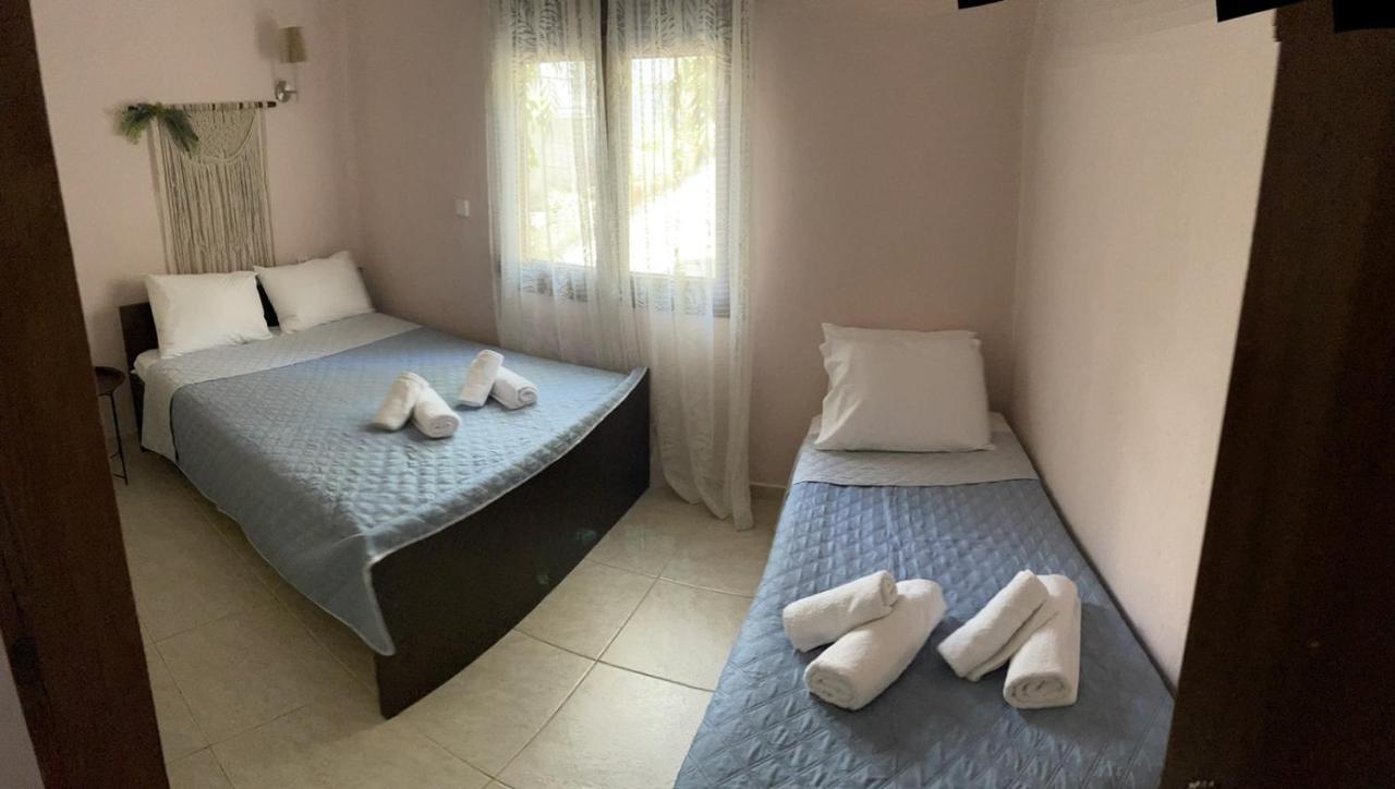 Theodoras House Konuk evi Nea Iraklitsa Dış mekan fotoğraf
